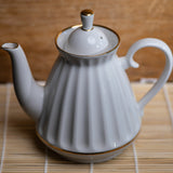 WHITE AND GOLD RUSSIAN TEAPOT